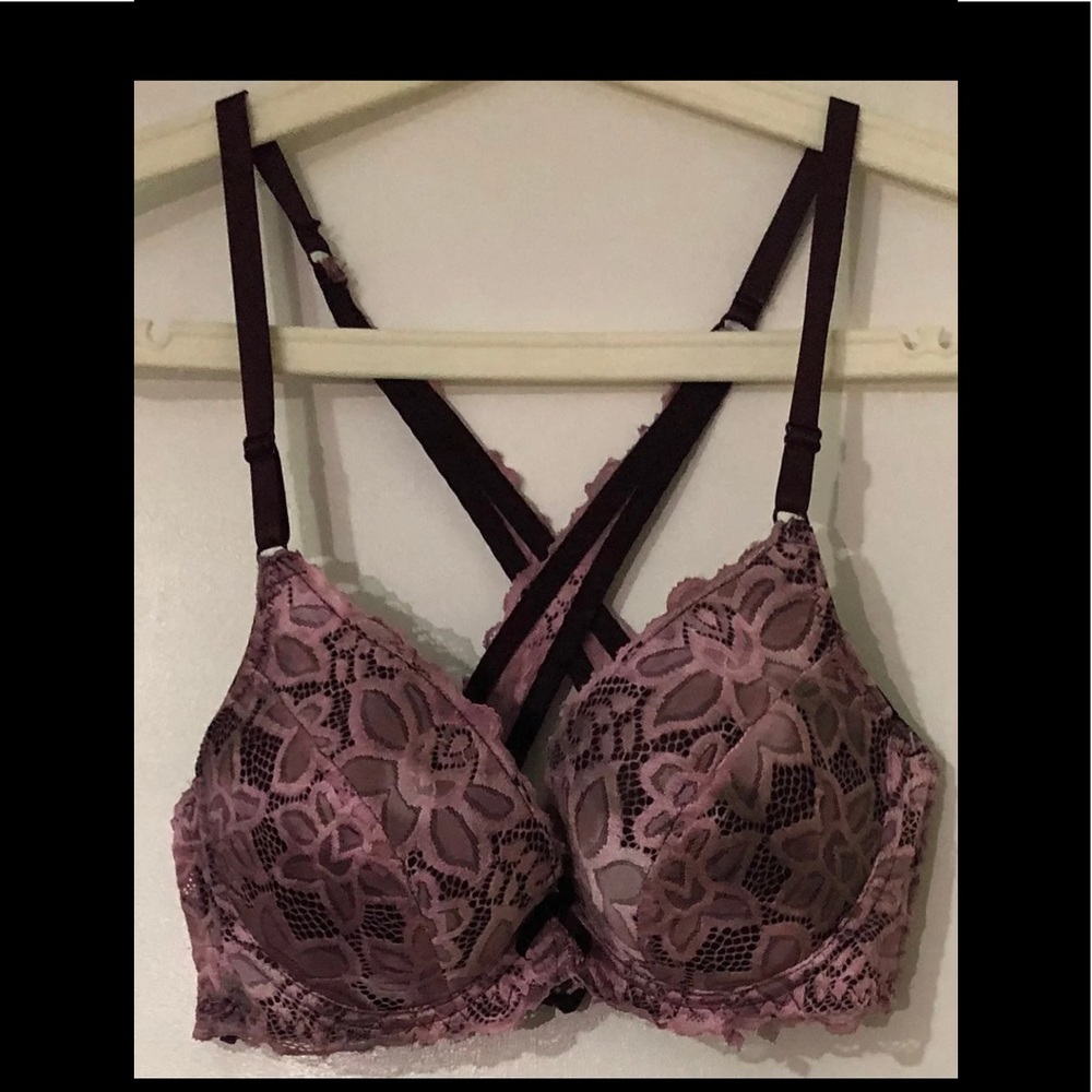 Rue 21 women’s wired push up lace back criss cross bras purple. size 36C